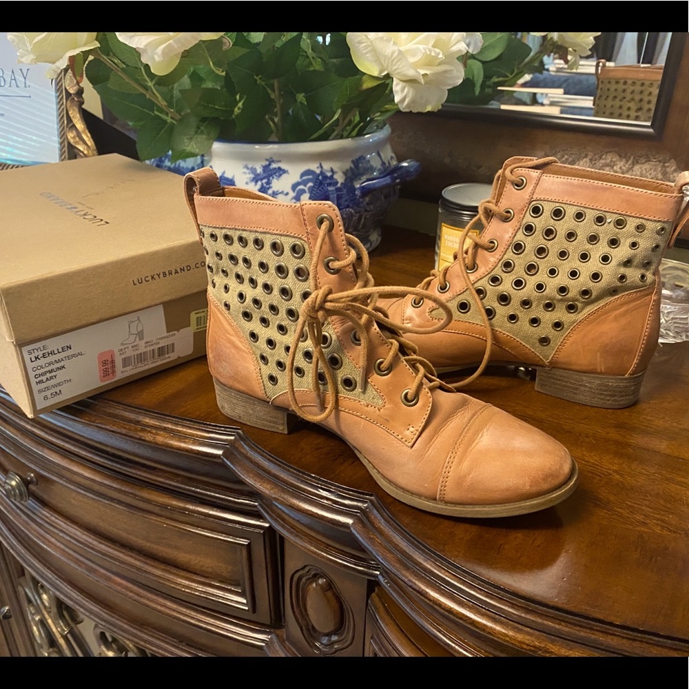 Lucky Brand boots
